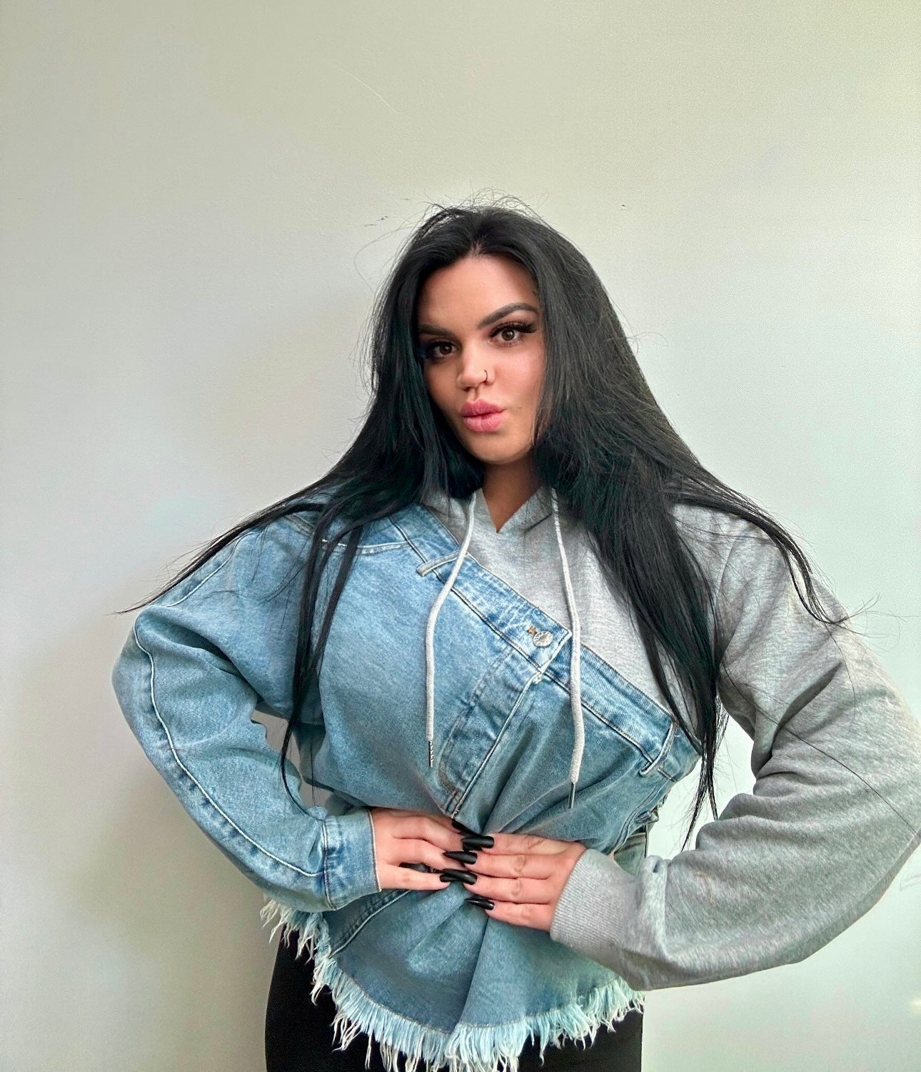 Denim & Hoodie Contrast